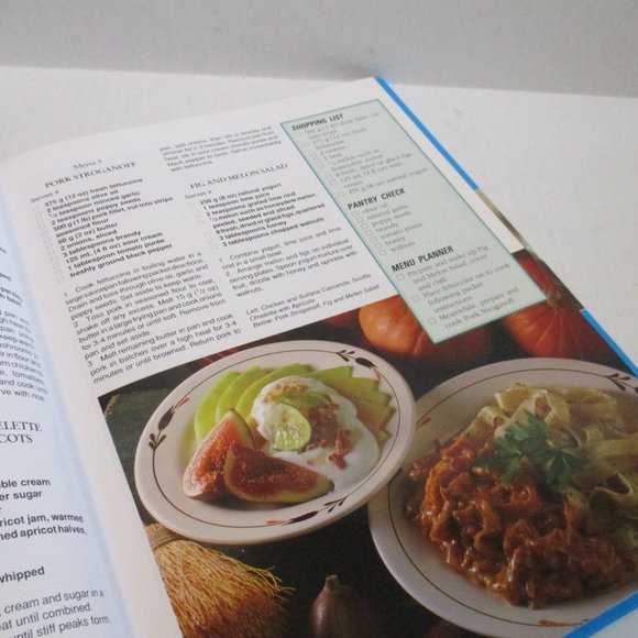 *Quick and Easy Meals in Minutes Cookbook - Picture 5 of 5